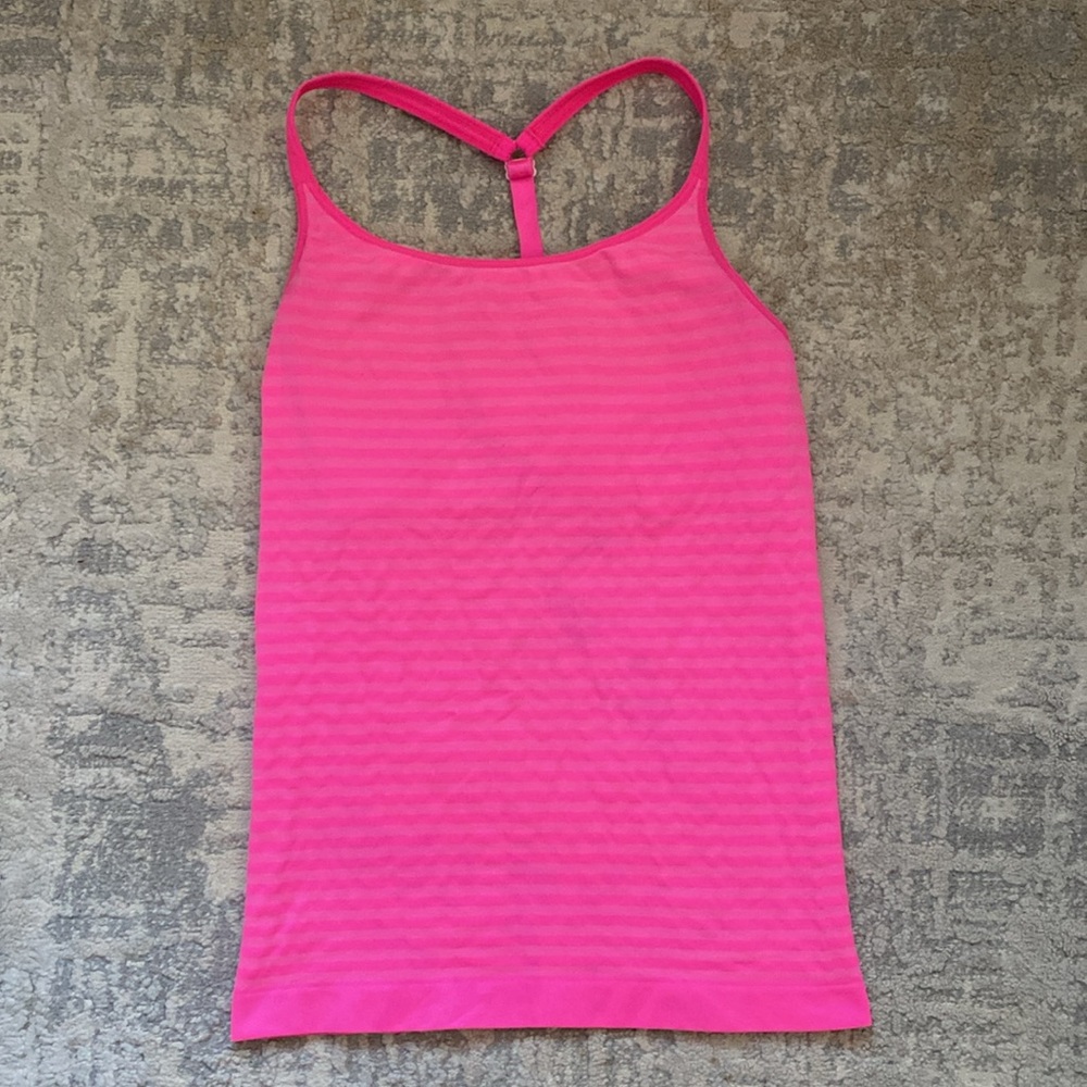 Athleta Work Out Top